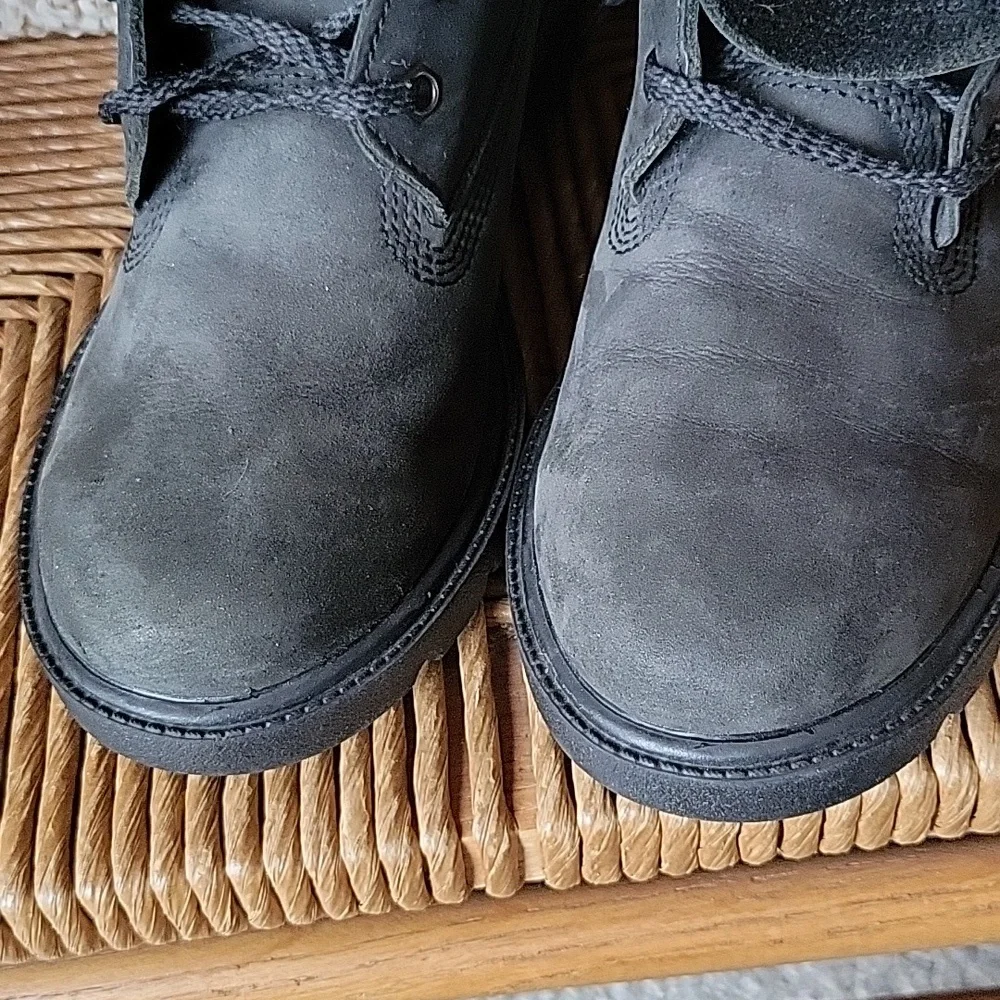 Timberland  boots, grayish black, size 4 junior